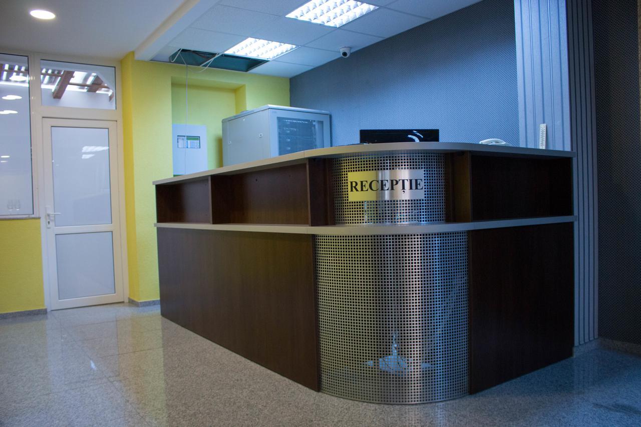 Rent Room N&S Iasi Bagian luar foto