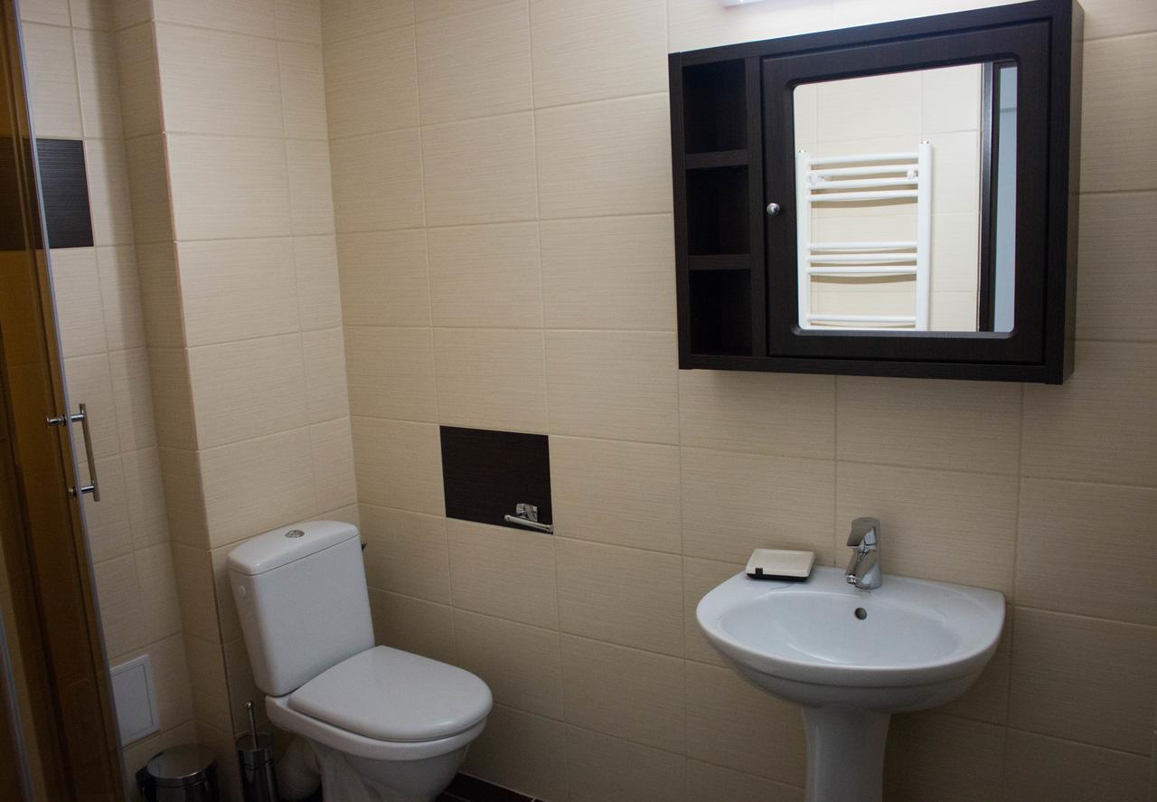 Rent Room N&S Iasi Bagian luar foto