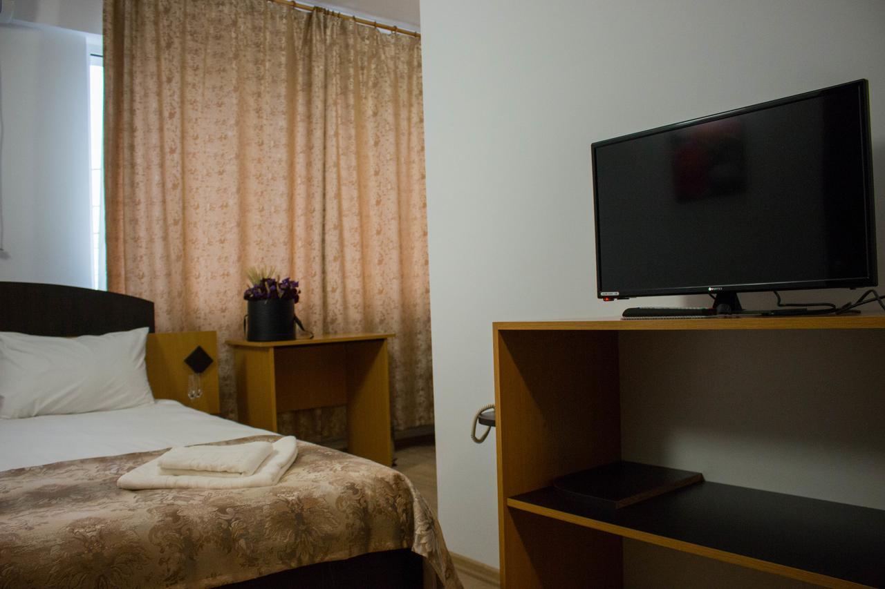 Rent Room N&S Iasi Bagian luar foto